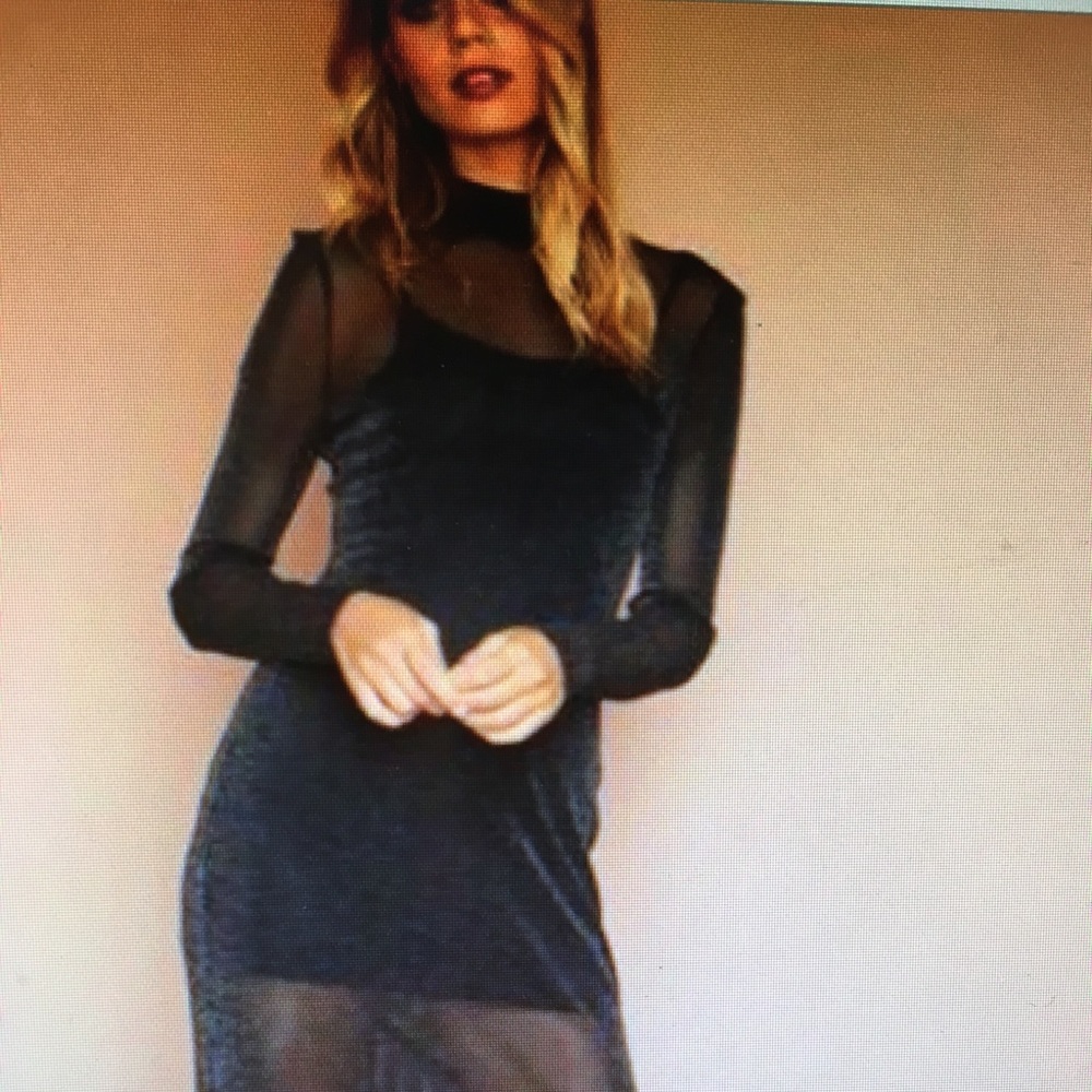 Long shimmeri bkack dress